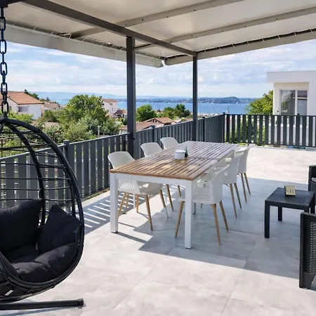 Apartment Aniva