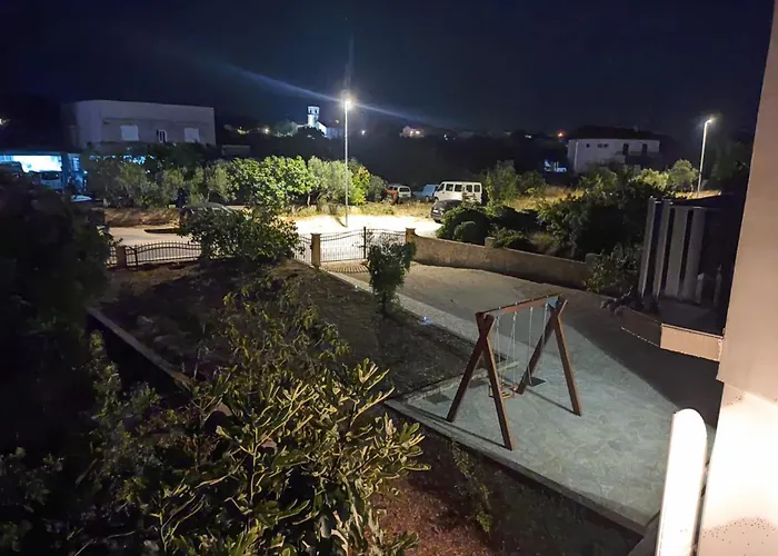 Апартаменты Aniva *